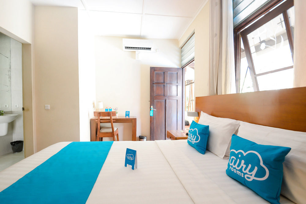โลเวนเดอร์ เกสท์เฮาส์ Hotel มะลัง ภายนอก รูปภาพ