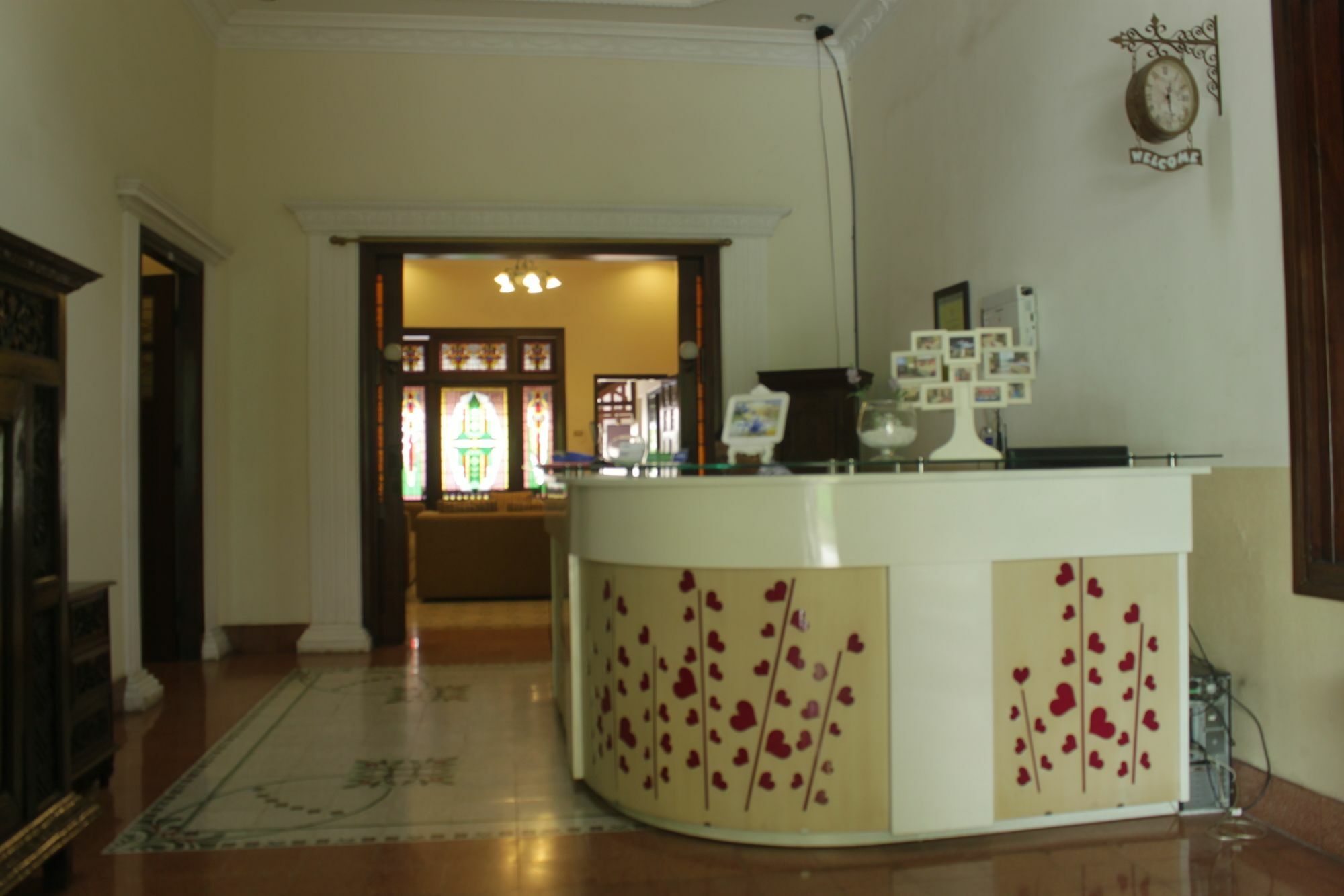 โลเวนเดอร์ เกสท์เฮาส์ Hotel มะลัง ภายนอก รูปภาพ